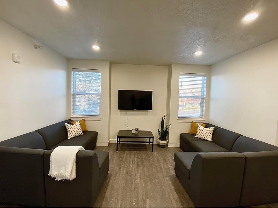 Bruno's Alpine · 4BR