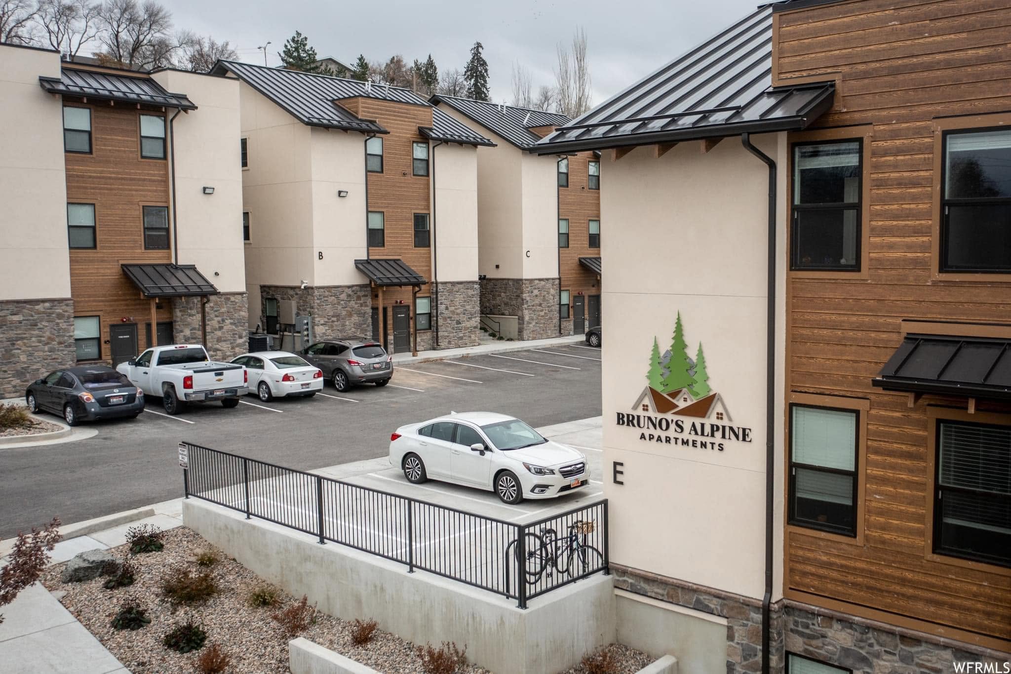 Bruno's Alpine Apartments photo 24